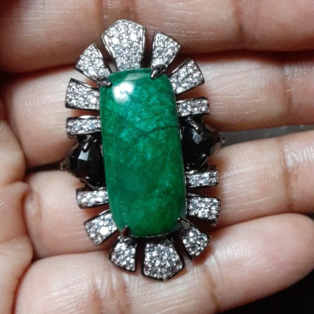 925 Green Corundum (Sapphire), White Zircons & Smoky Quartz. - Picture 15 of 15